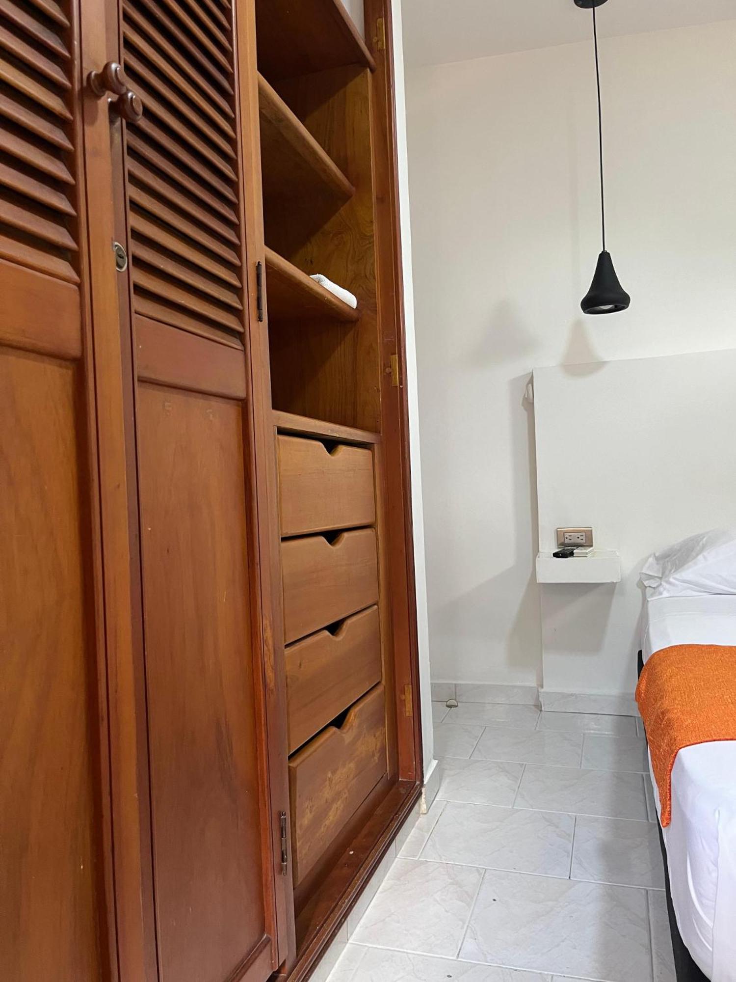 Хостел La 10B Cartagena Екстер'єр фото